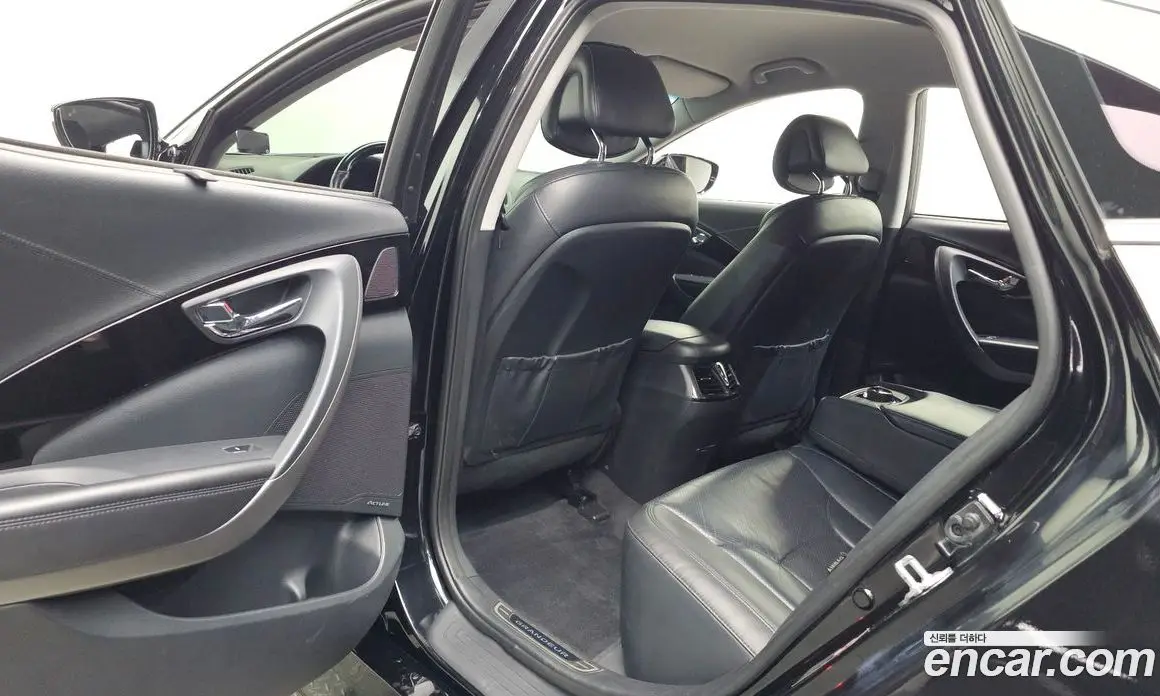 Hyundai Grandeur 2016 3.0 автомат (гидро), фото 11
