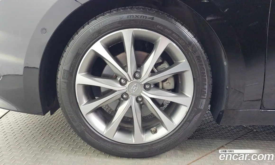 Hyundai Grandeur 2016 3.0 автомат (гидро), фото 5