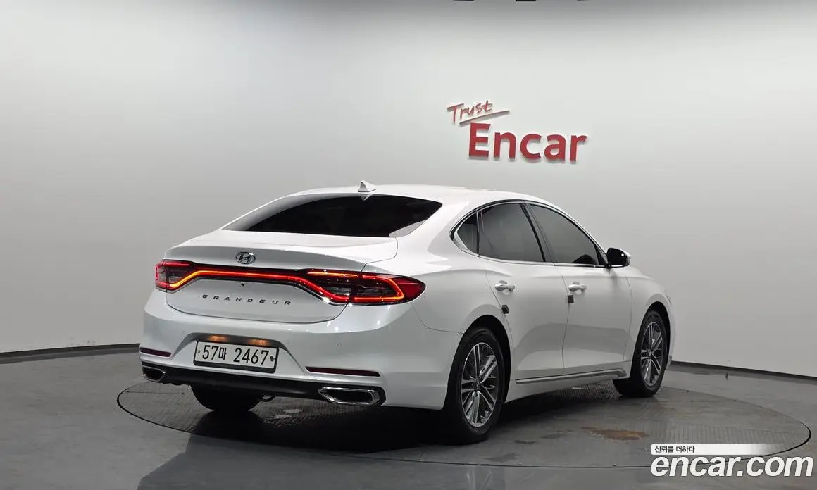 Hyundai Grandeur 2017 2.4 автомат (гидро), фото 1 Hyundai Grandeur 2017 2.4 автомат (гидро), фото 1