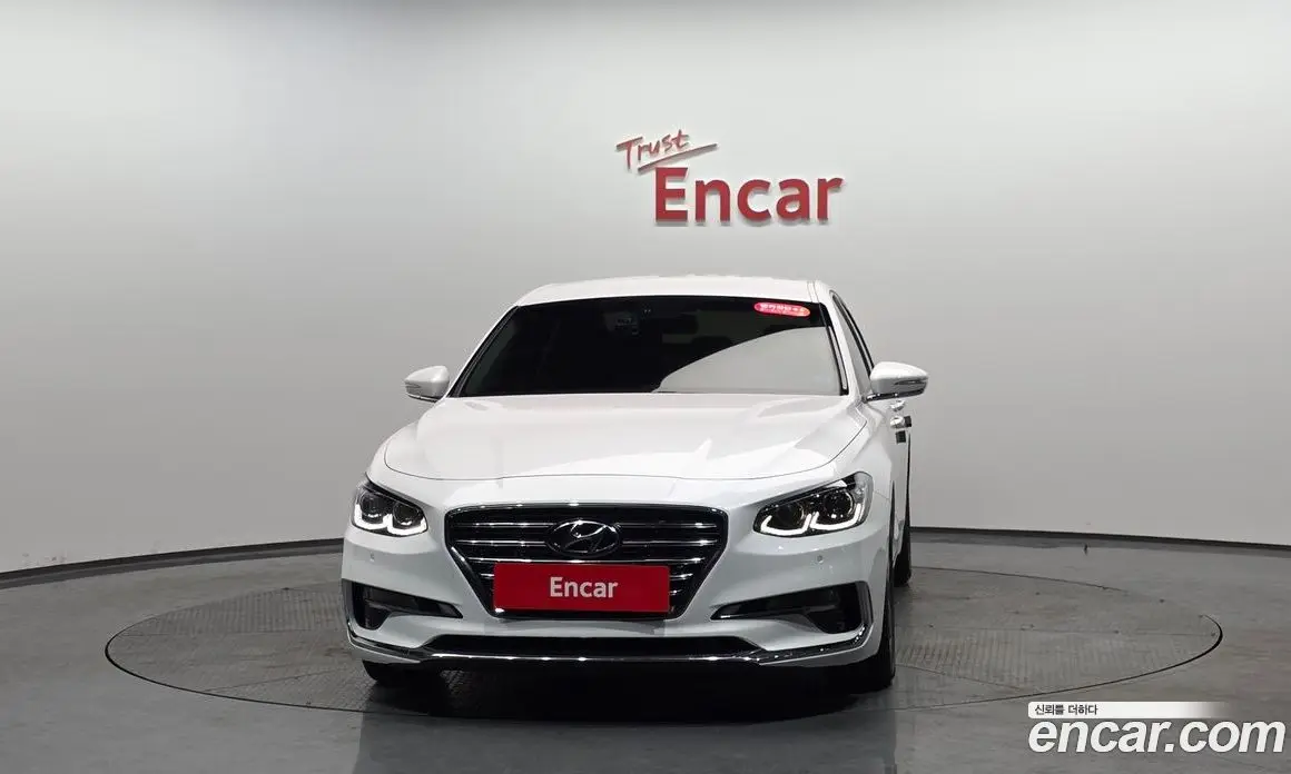Hyundai Grandeur 2017 2.4 автомат (гидро), фото 2 Hyundai Grandeur 2017 2.4 автомат (гидро), фото 2