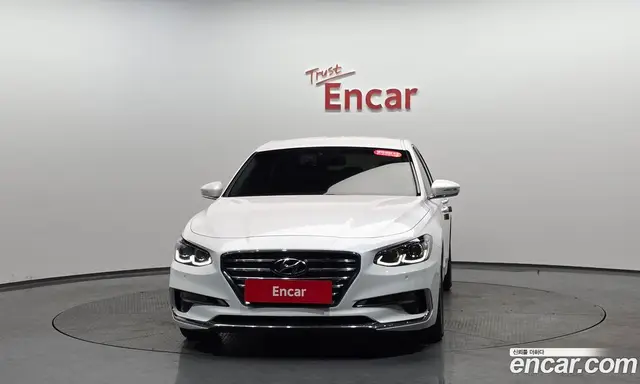 Hyundai Grandeur 2017 2.4 автомат (гидро), миниатюра 2 Hyundai Grandeur 2017 2.4 автомат (гидро), миниатюра 2