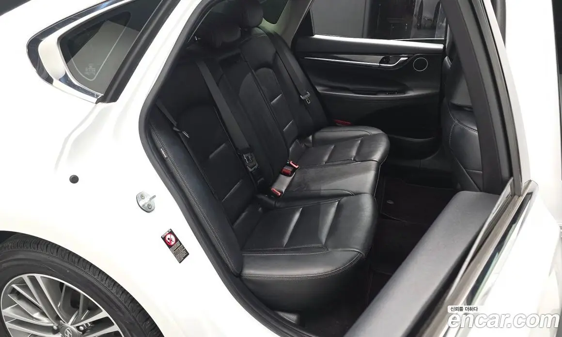 Hyundai Grandeur 2017 2.4 автомат (гидро), фото 11 Hyundai Grandeur 2017 2.4 автомат (гидро), фото 11