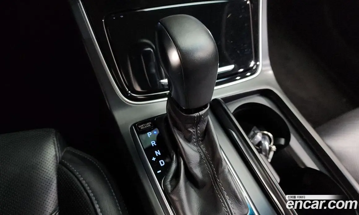 Hyundai Grandeur 2017 2.4 автомат (гидро), фото 12