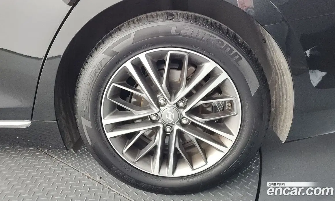 Hyundai Grandeur 2017 2.4 автомат (гидро), фото 7