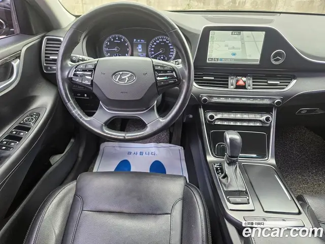 Hyundai Grandeur 2017 2.4 автомат (гидро), миниатюра 11