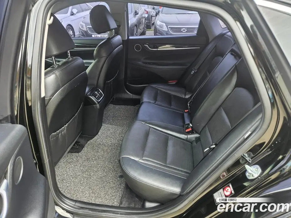 Hyundai Grandeur 2017 2.4 автомат (гидро), фото 7