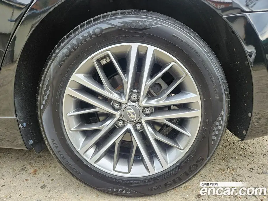 Hyundai Grandeur 2017 2.4 автомат (гидро), фото 9