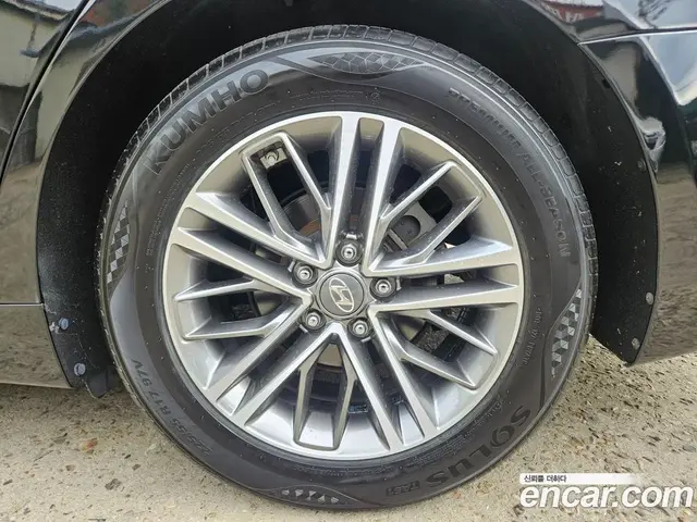 Hyundai Grandeur 2017 2.4 автомат (гидро), миниатюра 9
