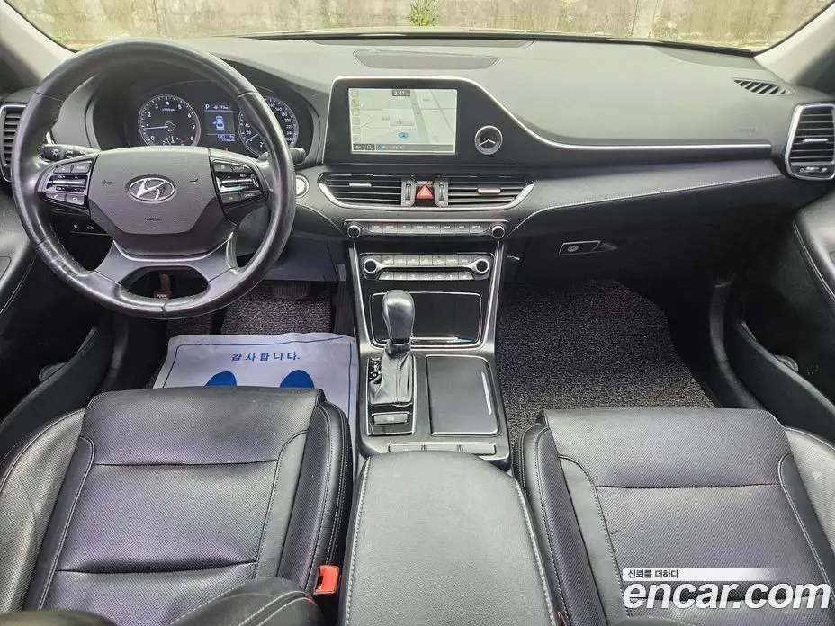 Hyundai Grandeur 2017 2.4 автомат (гидро), фото 10