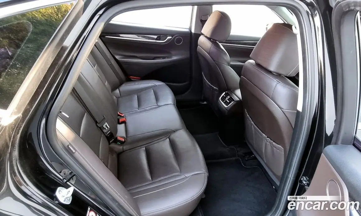 Hyundai Grandeur 2017 3.0 автомат (гидро), фото 12