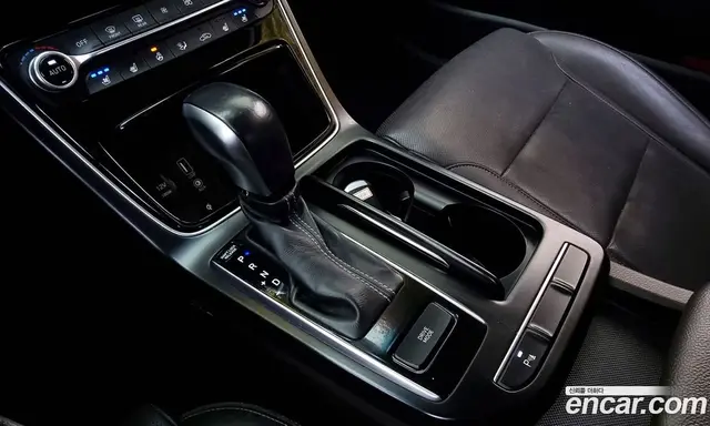 Hyundai Grandeur 2017 3.0 автомат (гидро), миниатюра 9