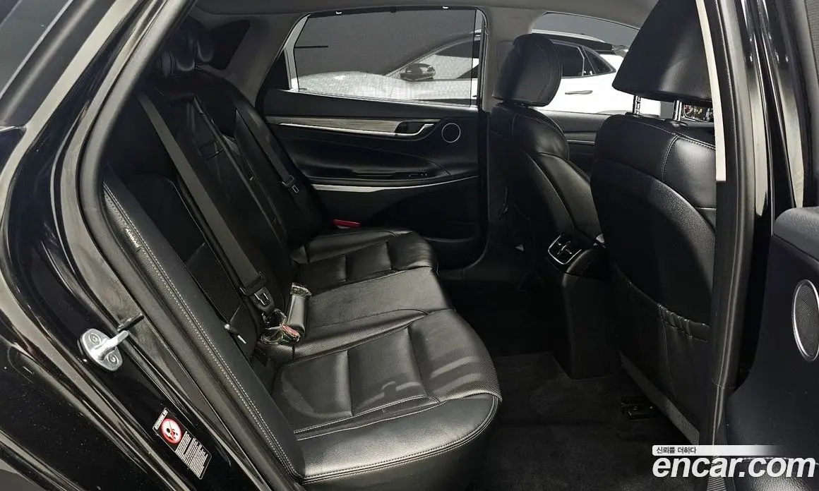 Hyundai Grandeur 2017 2.4 автомат (гидро), фото 11