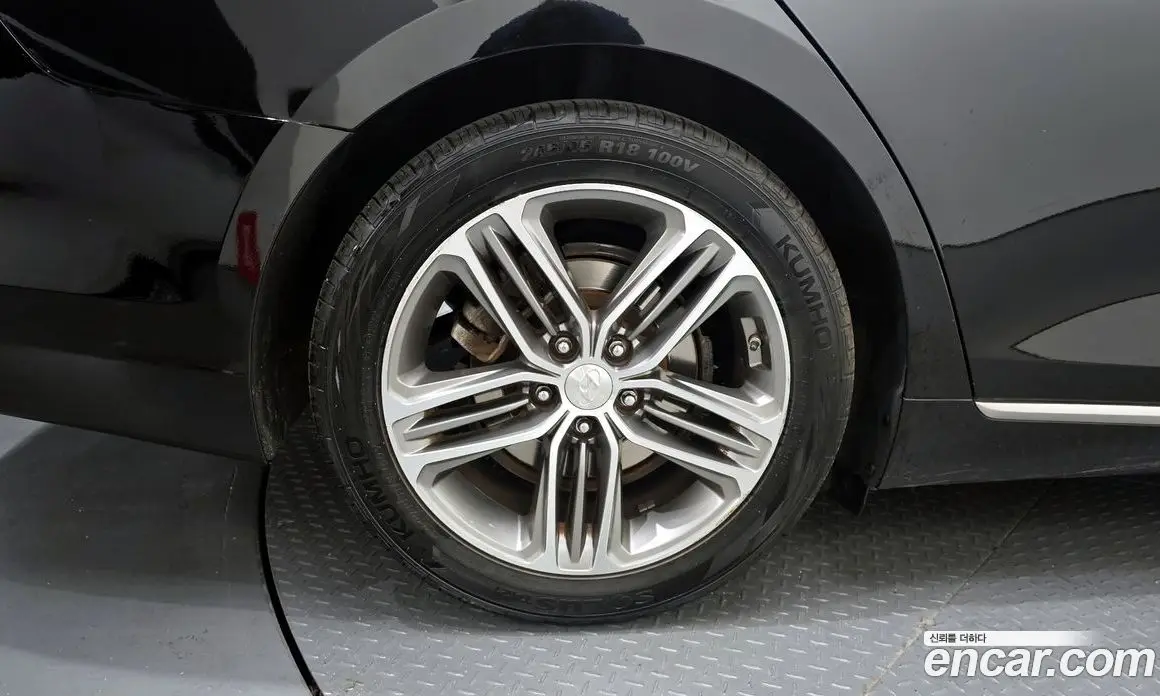 Hyundai Grandeur 2017 2.4 автомат (гидро), фото 5
