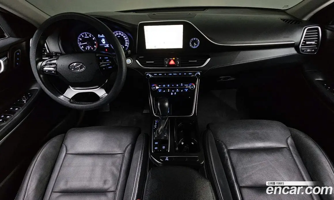 Hyundai Grandeur 2017 2.4 автомат (гидро), фото 7