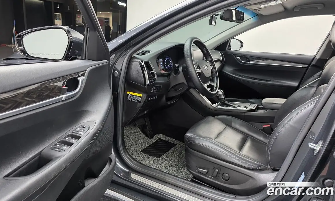 Hyundai Grandeur 2018 2.4 автомат (гидро), фото 12
