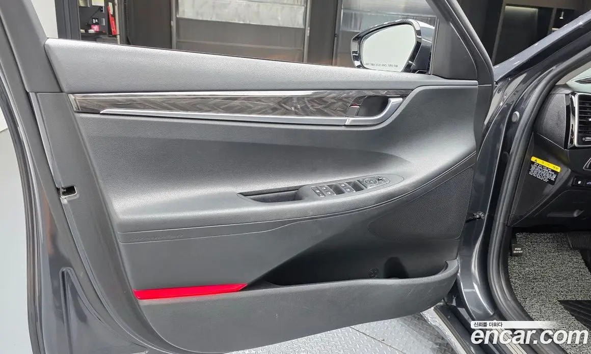 Hyundai Grandeur 2018 2.4 автомат (гидро), фото 13