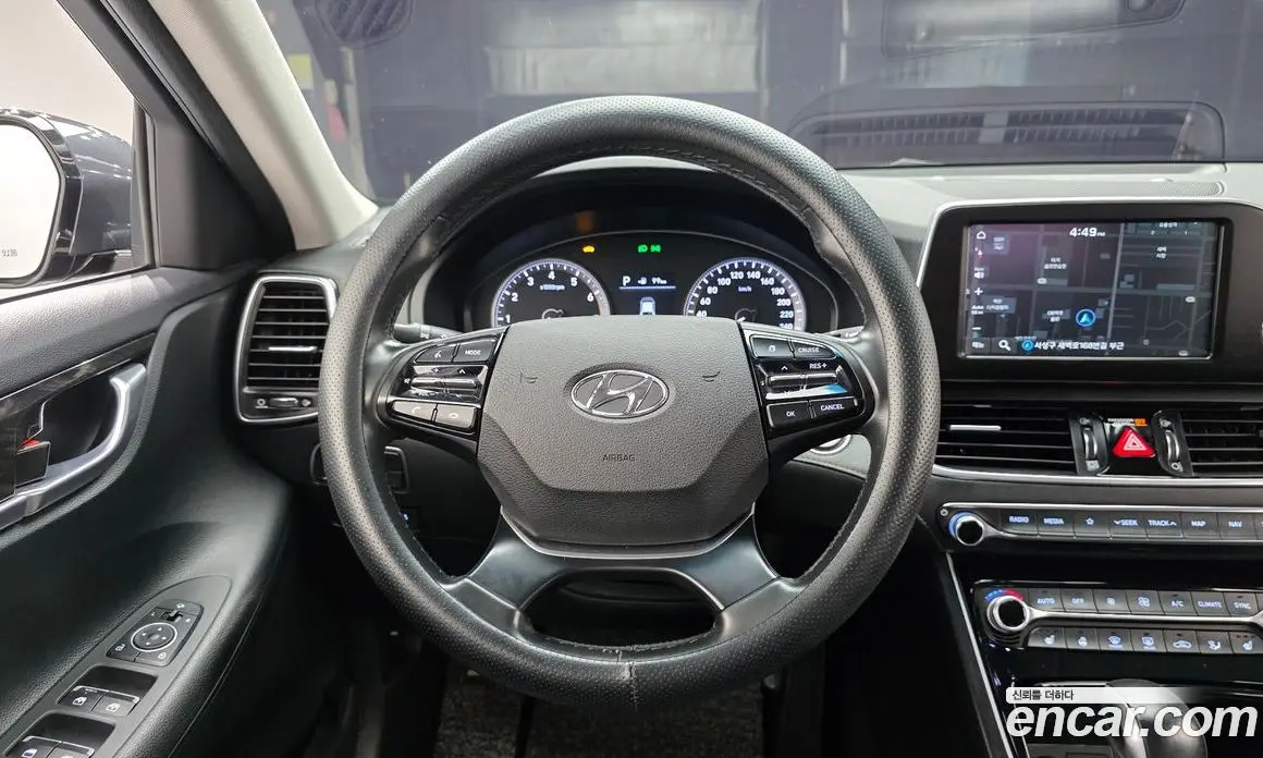 Hyundai Grandeur 2018 2.4 автомат (гидро), фото 19