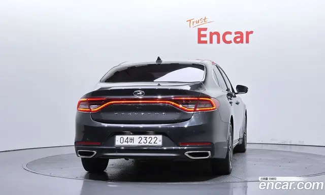 Hyundai Grandeur 2018 2.4 автомат (гидро), миниатюра 3