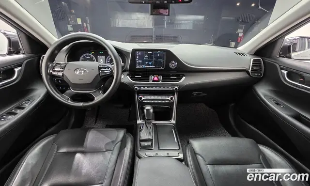 Hyundai Grandeur 2018 2.4 автомат (гидро), миниатюра 9