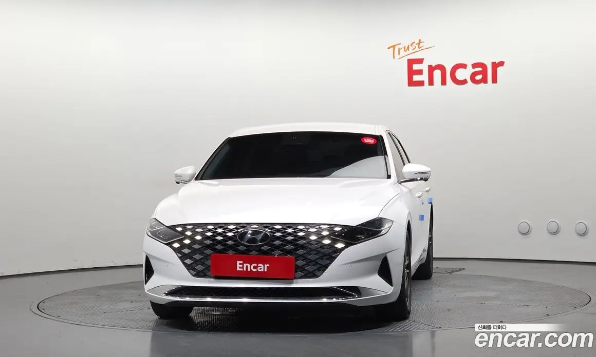 Hyundai Grandeur 2020 2.5 автомат (гидро), фото 3
