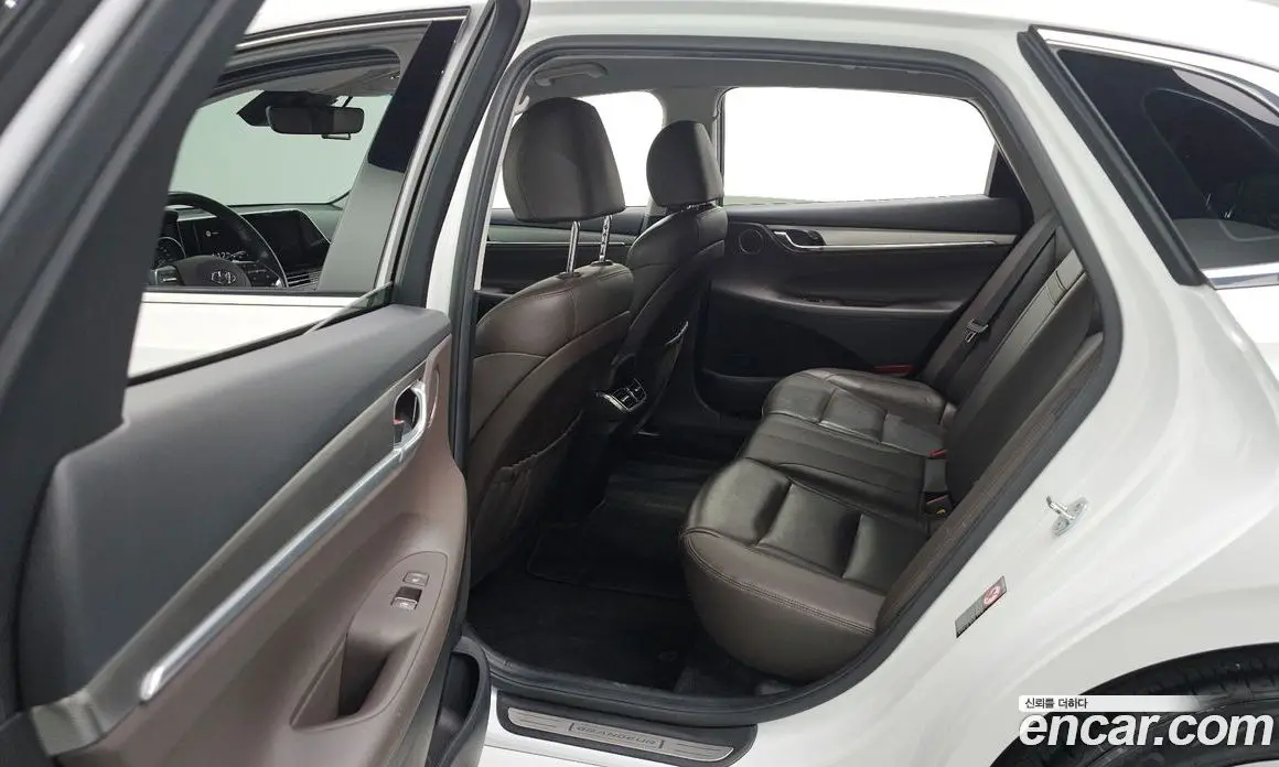 Hyundai Grandeur 2020 2.5 автомат (гидро), фото 19