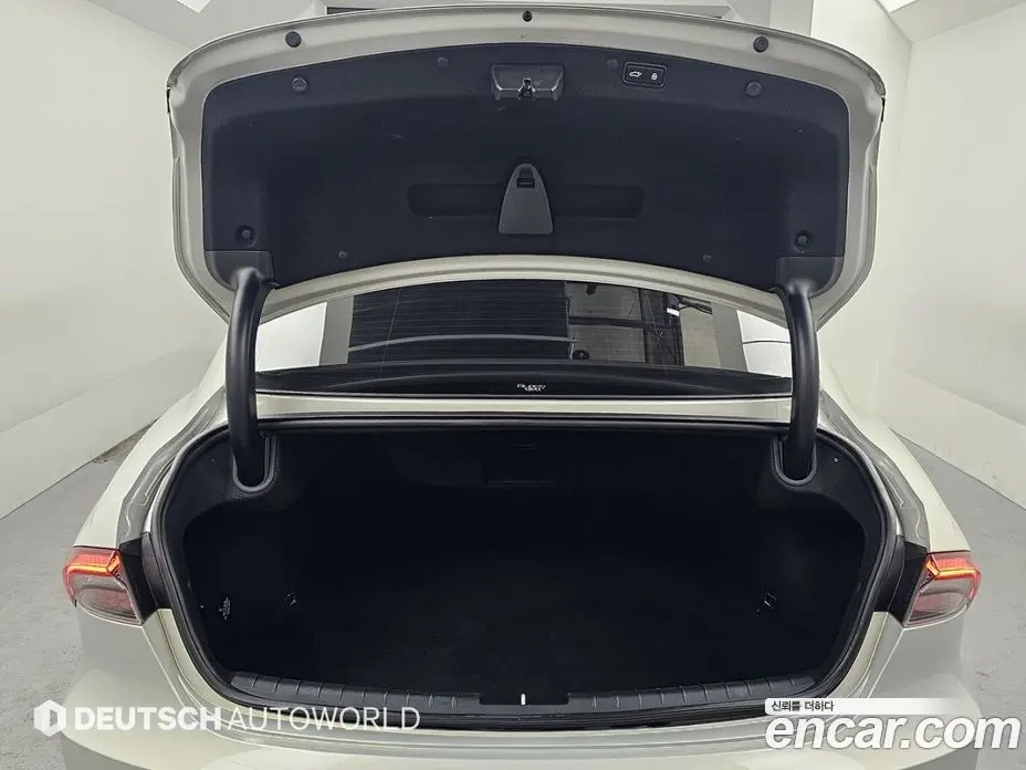 Hyundai Grandeur 2020 3.3 автомат (гидро), фото 19