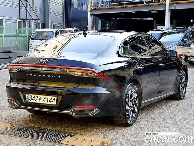 Hyundai Grandeur 2022 2.4 автомат (гидро), миниатюра 2