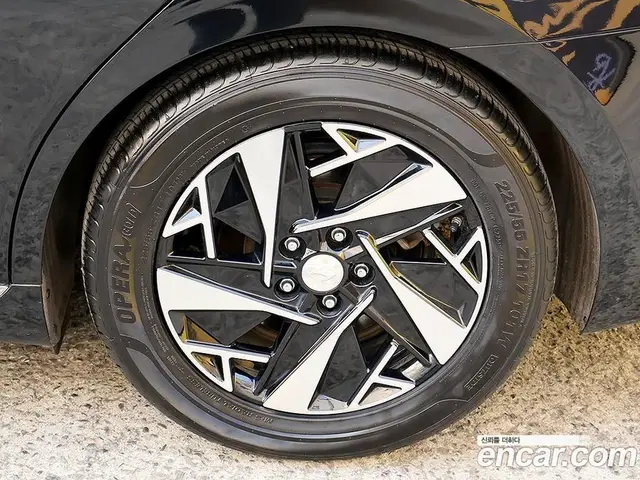 Hyundai Grandeur 2022 2.4 автомат (гидро), миниатюра 5