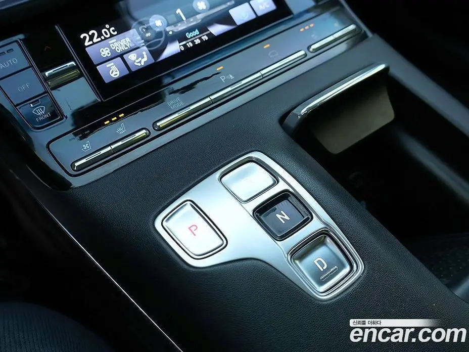 Hyundai Grandeur 2022 2.4 автомат (гидро), фото 9