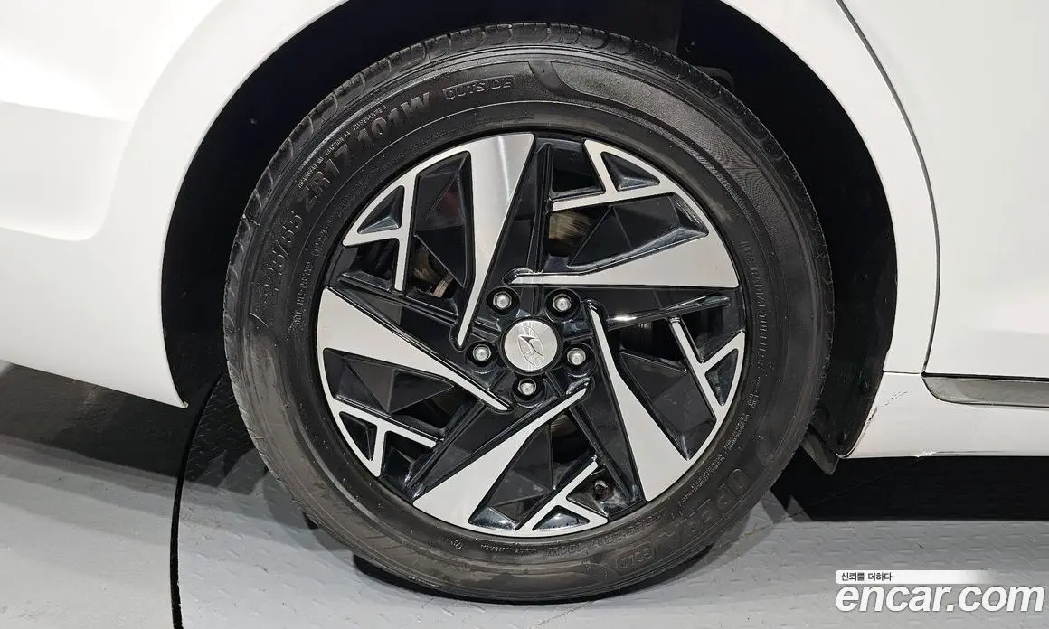 Hyundai Grandeur 2022 2.4 автомат (гидро), фото 5
