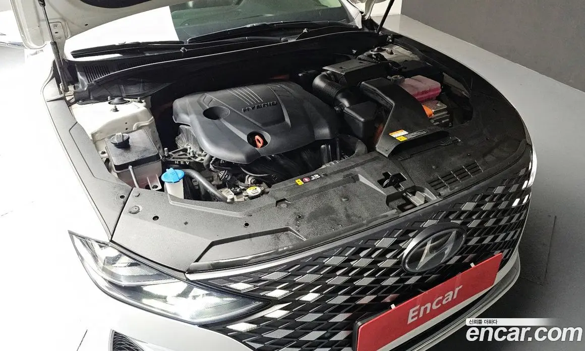 Hyundai Grandeur 2022 2.4 автомат (гидро), фото 6