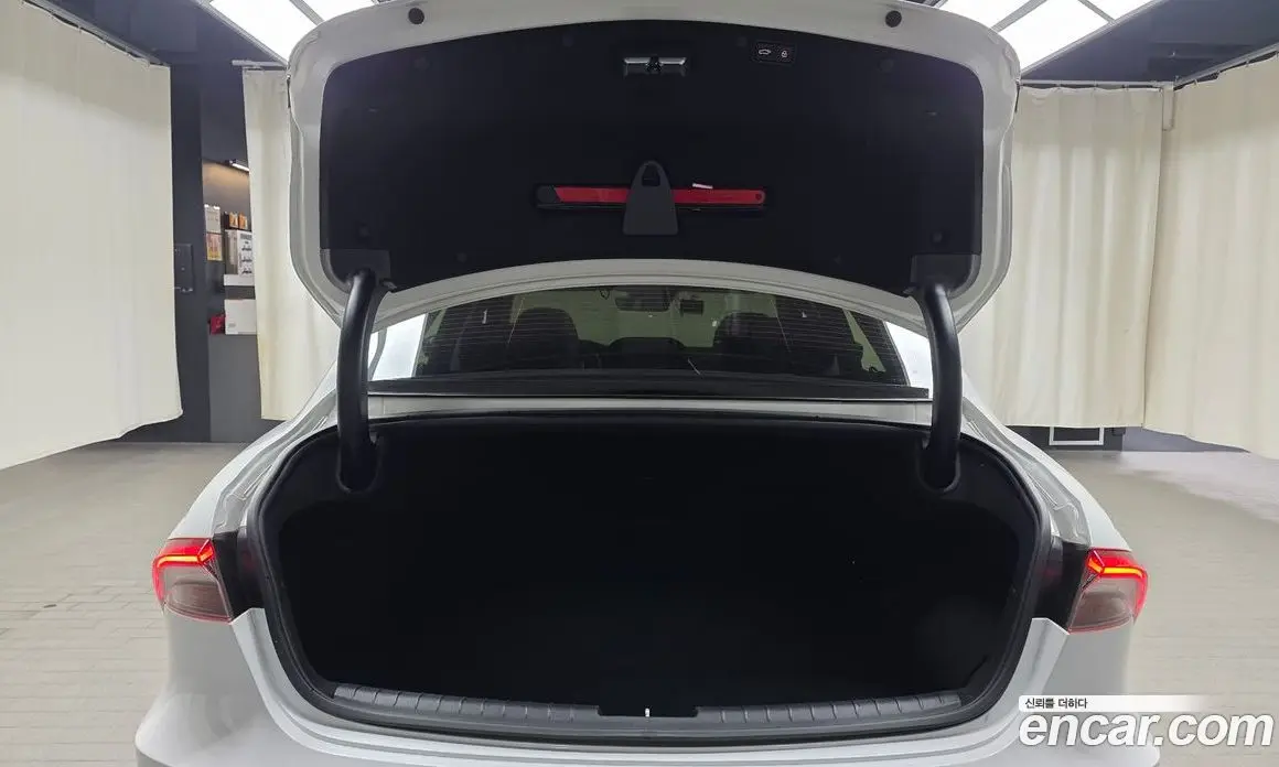 Hyundai Grandeur 2022 2.4 автомат (гидро), фото 20