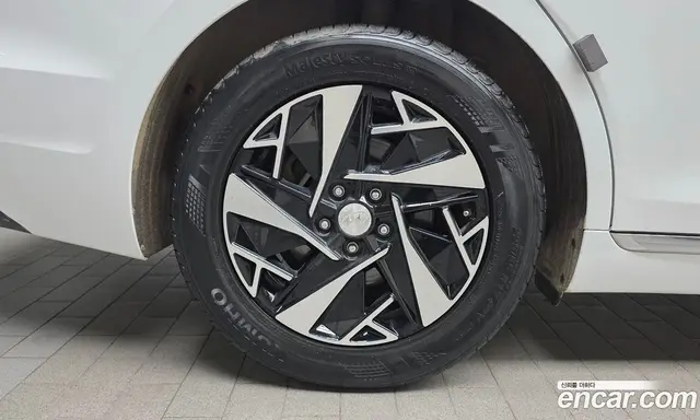 Hyundai Grandeur 2022 2.4 автомат (гидро), миниатюра 5