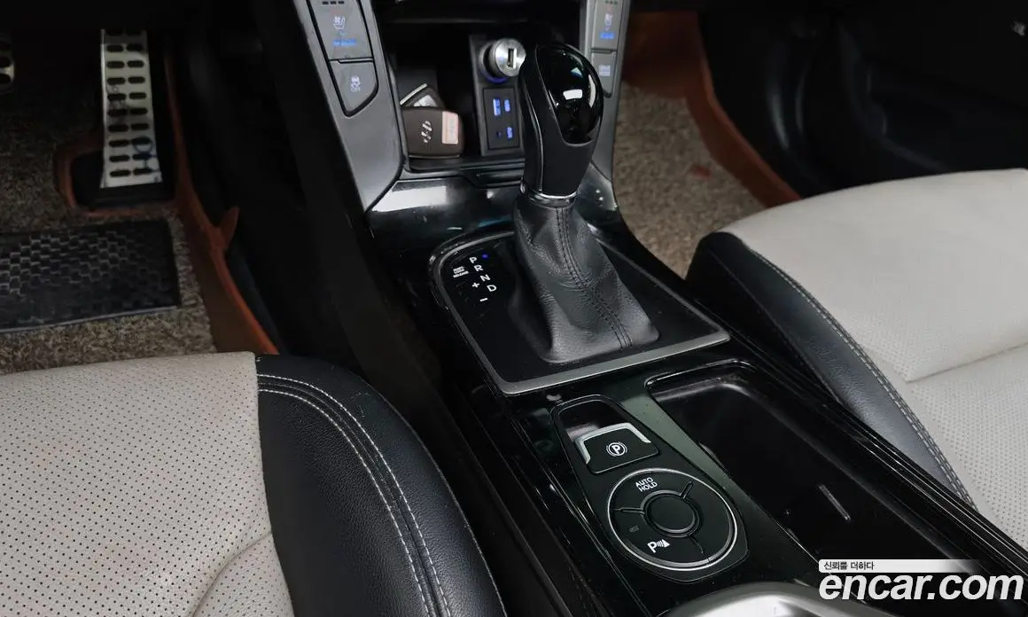 Hyundai i40 2016 1.7 автомат (гидро), фото 11