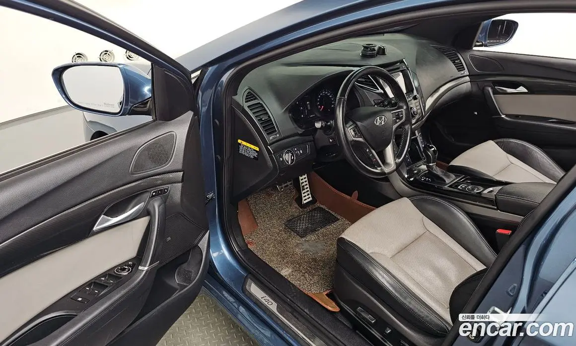 Hyundai i40 2016 1.7 автомат (гидро), фото 12