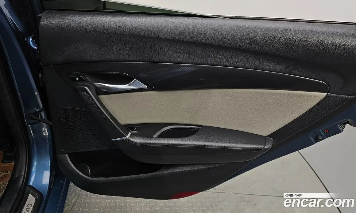Hyundai i40 2016 1.7 автомат (гидро), фото 14