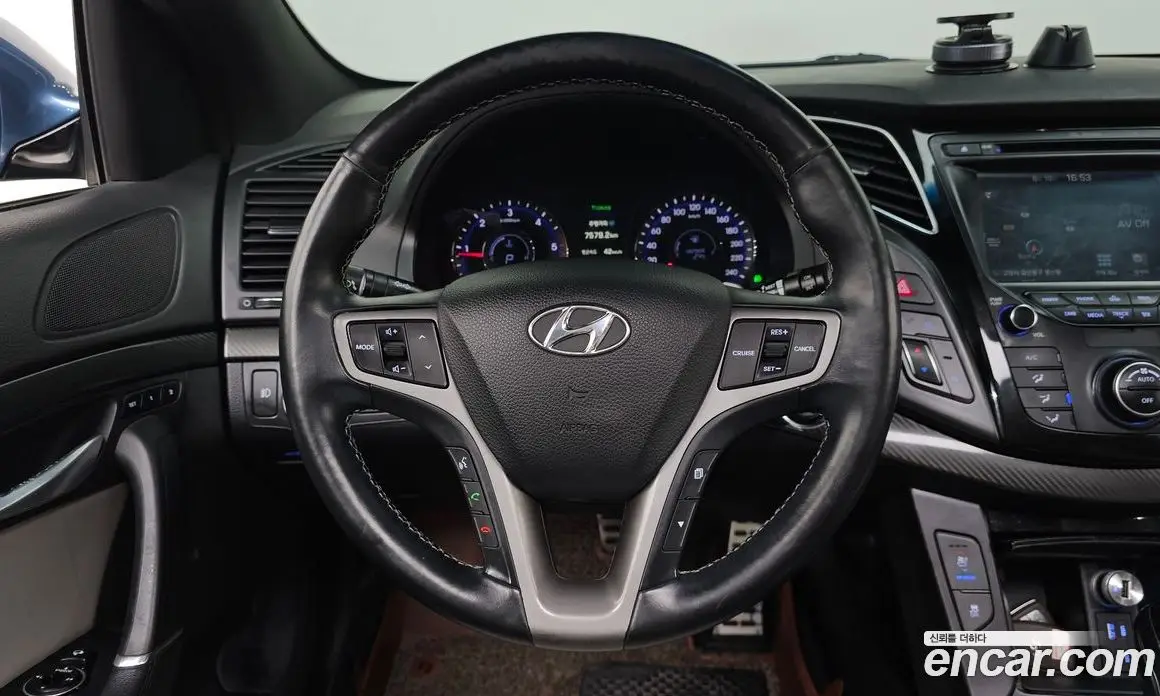 Hyundai i40 2016 1.7 автомат (гидро), фото 18