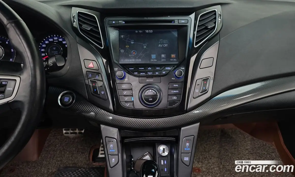 Hyundai i40 2016 1.7 автомат (гидро), фото 19