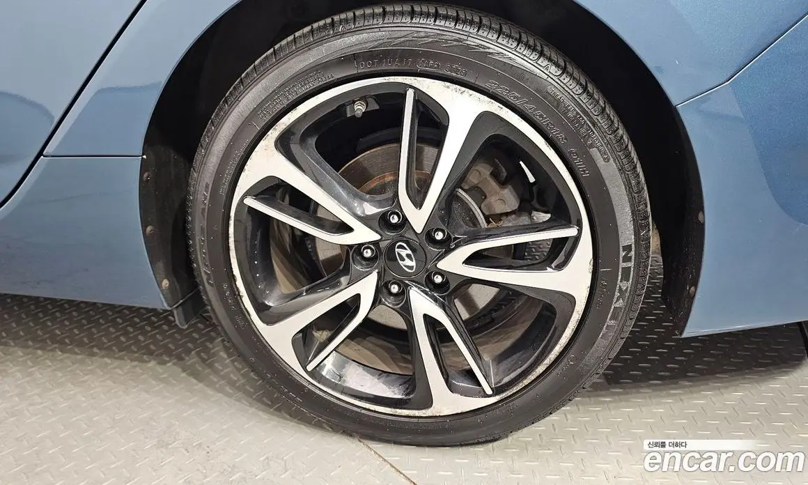 Hyundai i40 2016 1.7 автомат (гидро), фото 6