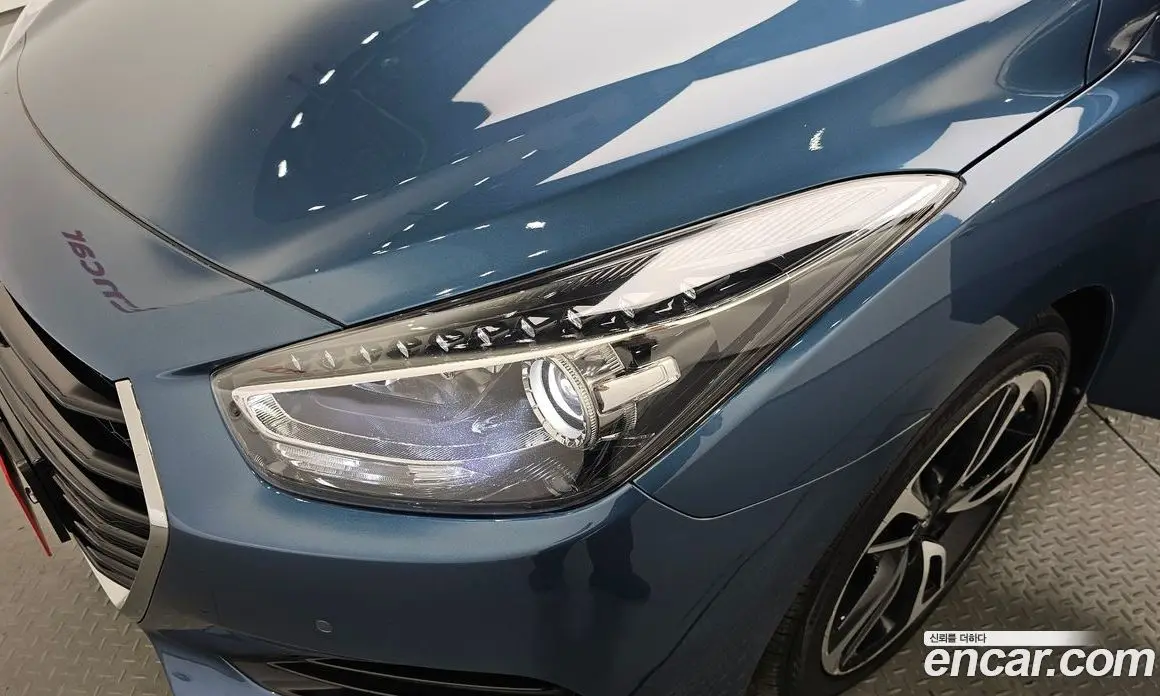 Hyundai i40 2016 1.7 автомат (гидро), фото 7