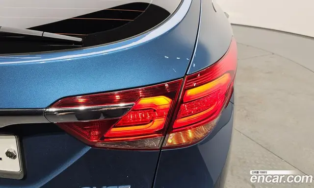 Hyundai i40 2016 1.7 автомат (гидро), миниатюра 8