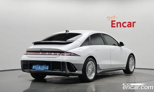 Hyundai Ioniq 6 2022 0.1 автомат (гидро), миниатюра 2