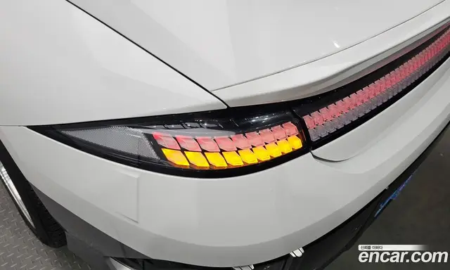 Hyundai Ioniq 6 2022 0.1 автомат (гидро), миниатюра 9