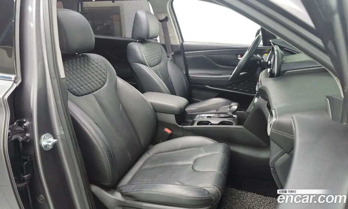 Hyundai Santa Fe 2018 2.0 автомат (гидро), фото 16