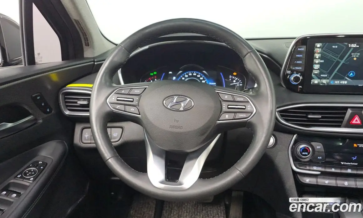 Hyundai Santa Fe 2018 2.0 автомат (гидро), фото 17