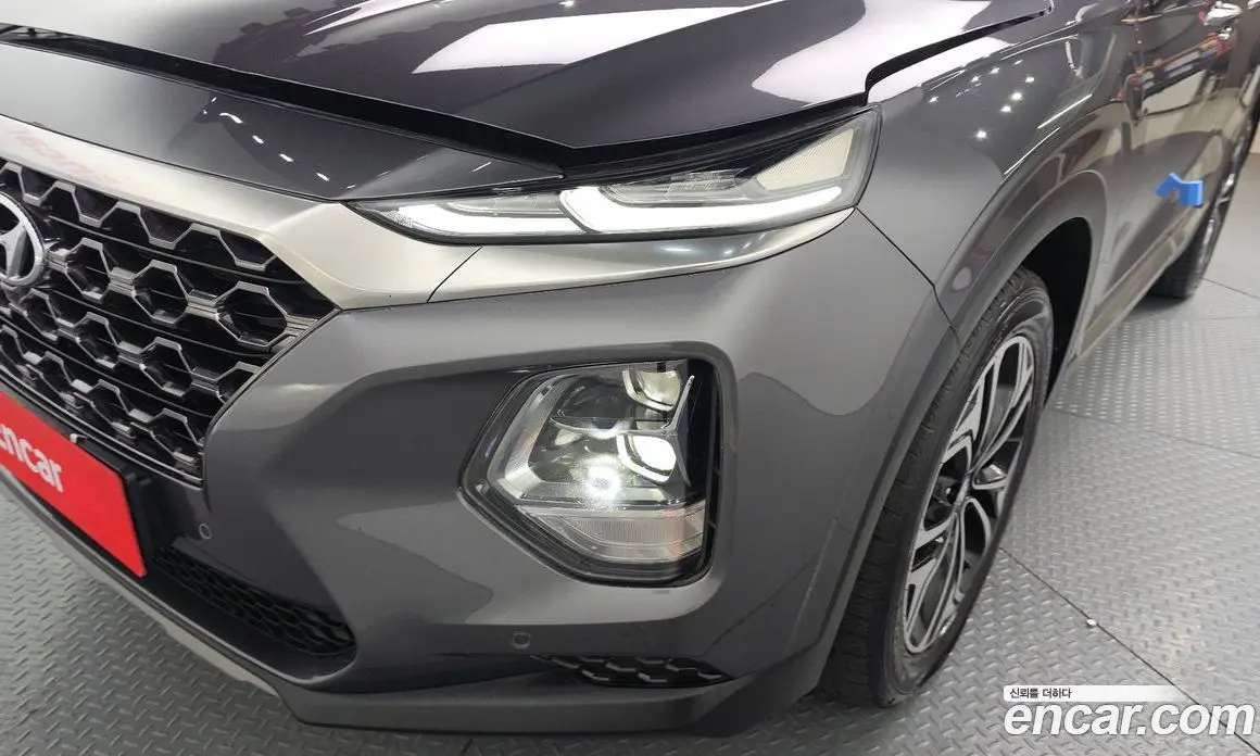 Hyundai Santa Fe 2018 2.0 автомат (гидро), фото 8