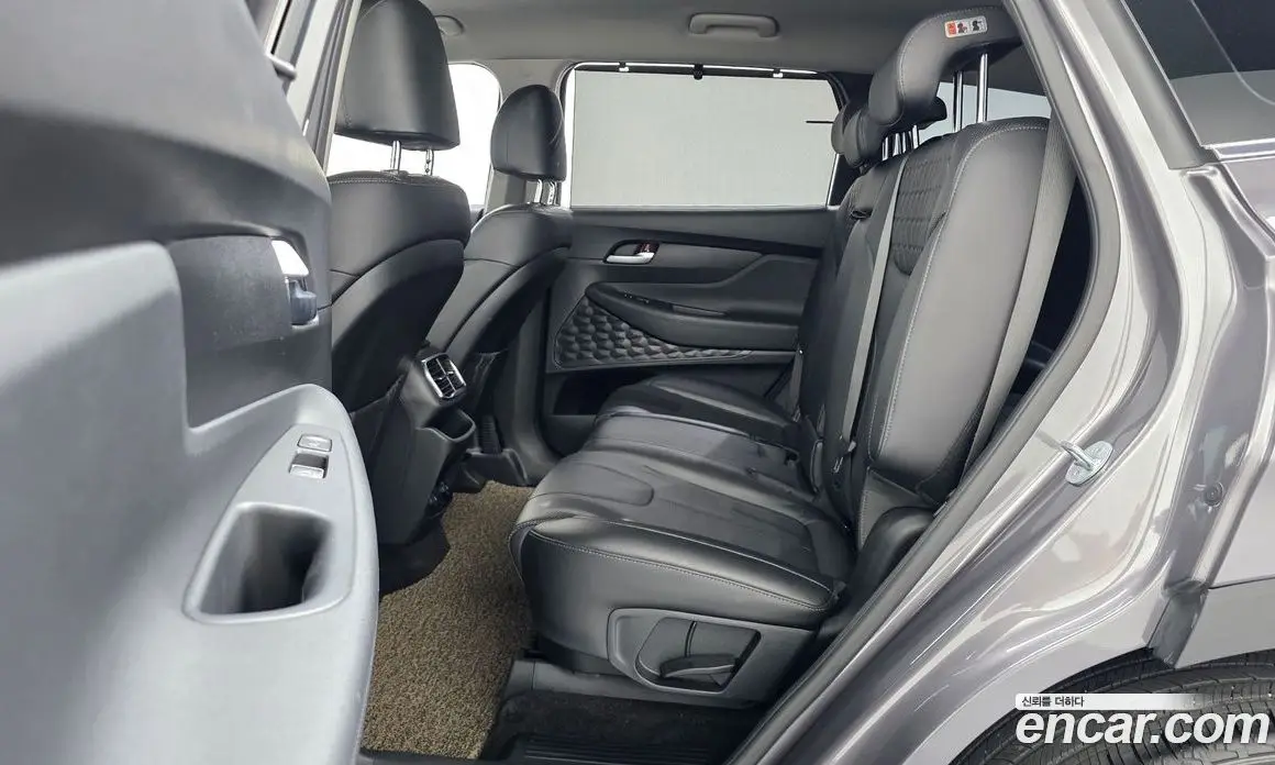 Hyundai Santa Fe 2018 2.0 автомат (гидро), фото 17 Hyundai Santa Fe 2018 2.0 автомат (гидро), фото 17