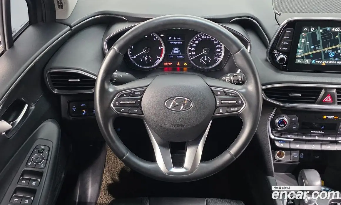 Hyundai Santa Fe 2018 2.0 автомат (гидро), фото 19 Hyundai Santa Fe 2018 2.0 автомат (гидро), фото 19