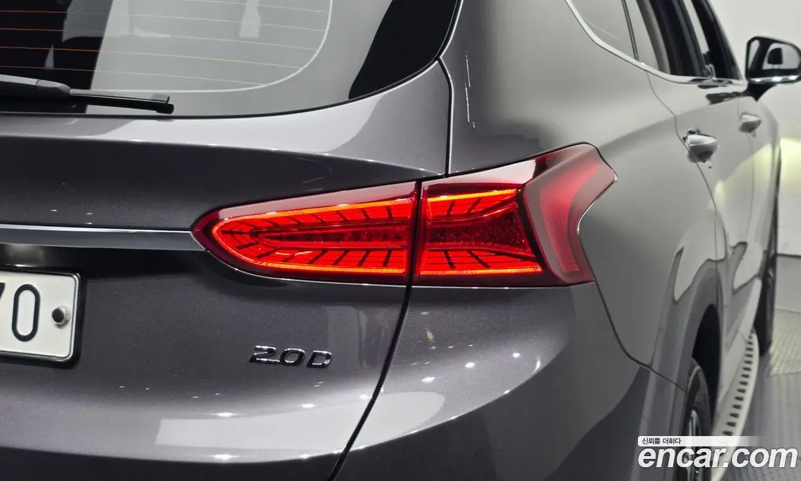 Hyundai Santa Fe 2018 2.0 автомат (гидро), фото 9 Hyundai Santa Fe 2018 2.0 автомат (гидро), фото 9