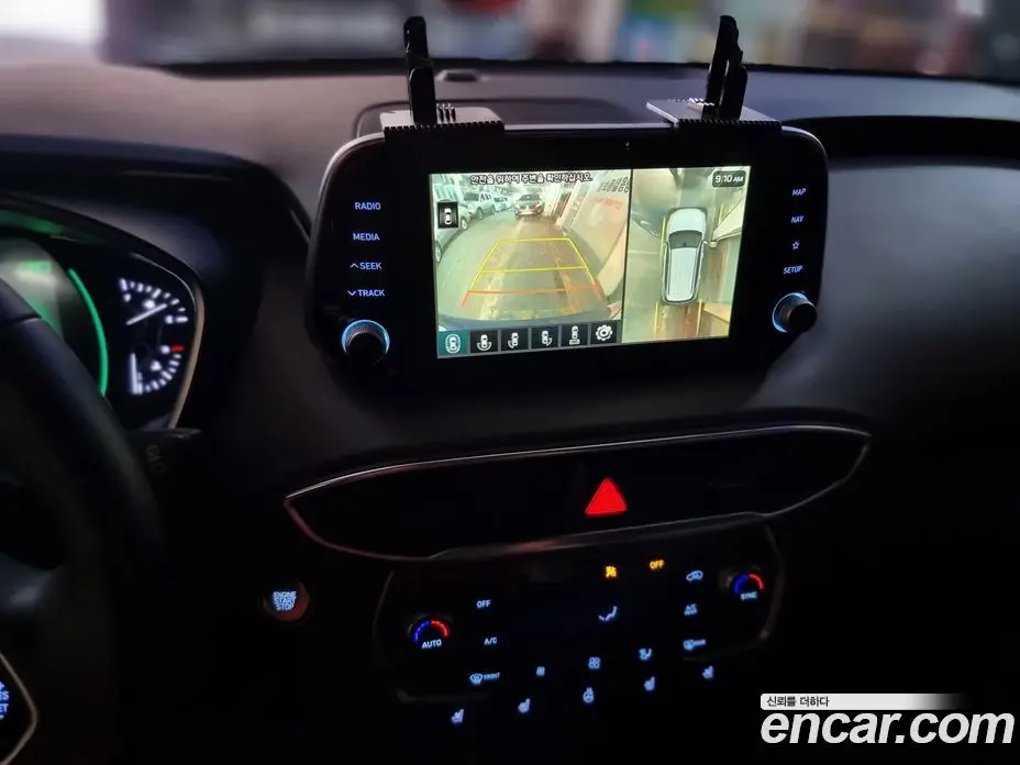 Hyundai Santa Fe 2018 2.0 автомат (гидро), фото 13
